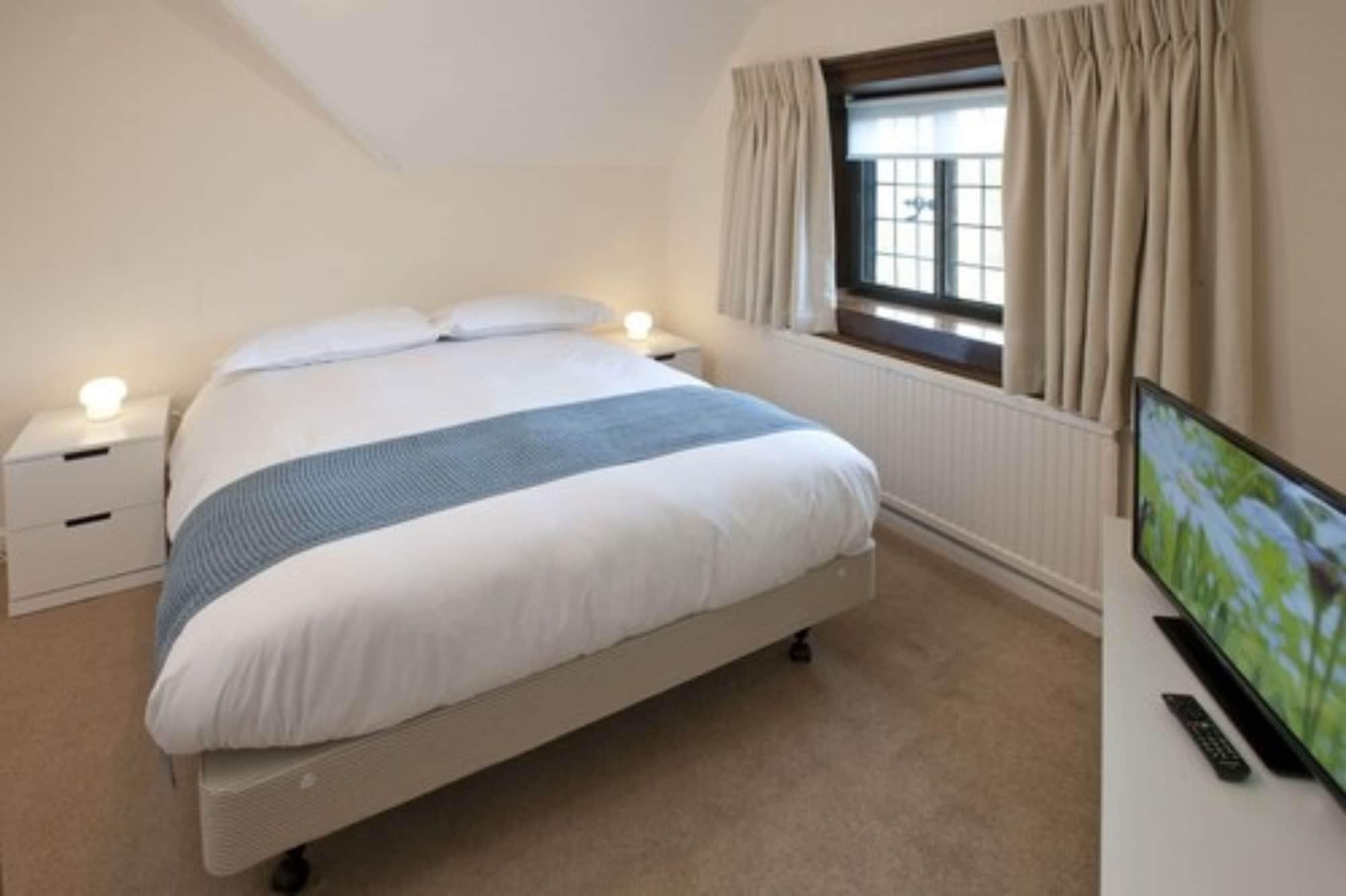 Hostel Madingley Hall